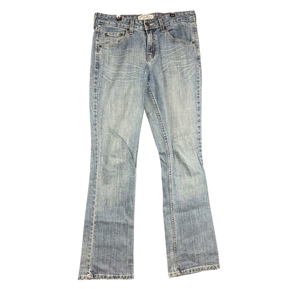 EUC Levi's Light Blue Women's Low-Rise Stretch Boot Cut Jeans Sz 4 - Picture 1 of 10